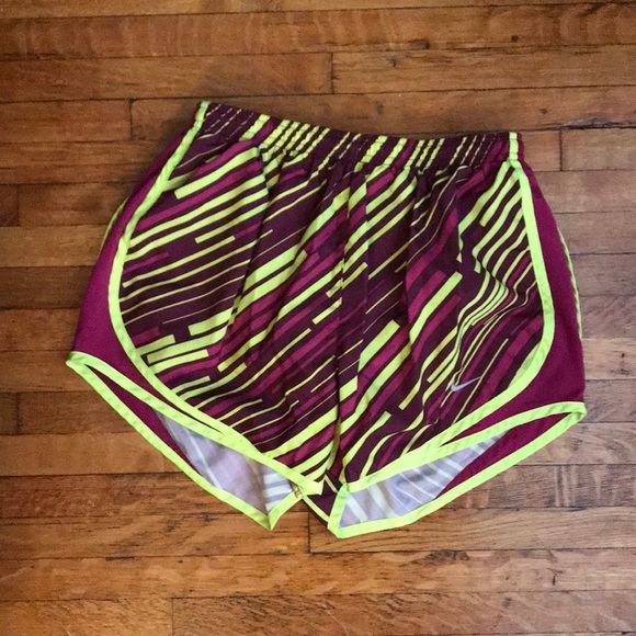 Nike Pants - NWOT Nike Tempo Shorts